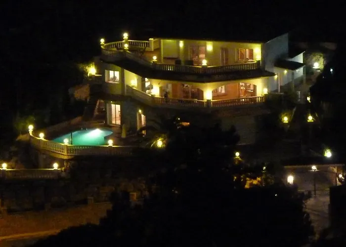 Holiday home Talia *